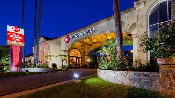Best Western Plus Newport Mesa Inn image 9